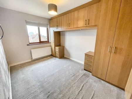 118 Glenwood Court, Lisburn, BT28 3WD - Photo 2
