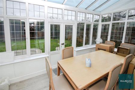 4 bedroom apartment to rent - Photo 2