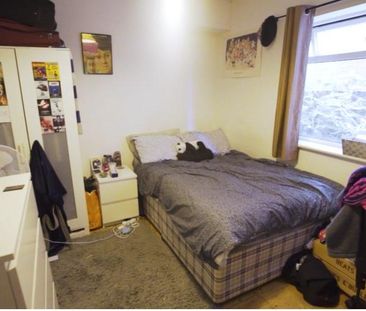 5 bedroom semi-detached house to rent - Photo 6