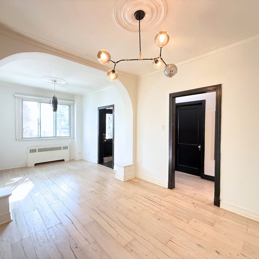 2759 Avenue Hector - Photo 1