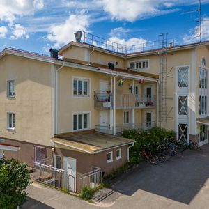 Kyrkogatan 7 - Photo 2