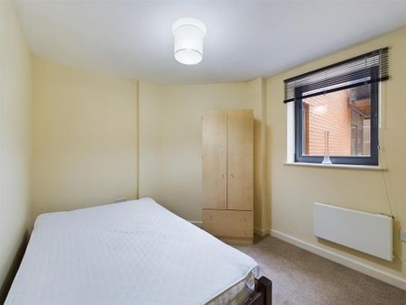 2 bedroom apartment to rent - Photo 5