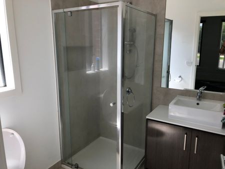 Fabulous Family 4Br Home in Gateway Estate, Truganina! - Photo 4