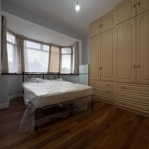 1 bedroom house of multiple occupation to rent - Photo 3