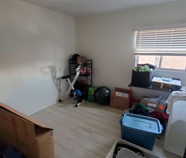 For Lease - 1450 Gerrard Street Unit# 3, Toronto, Ontario - Photo 4