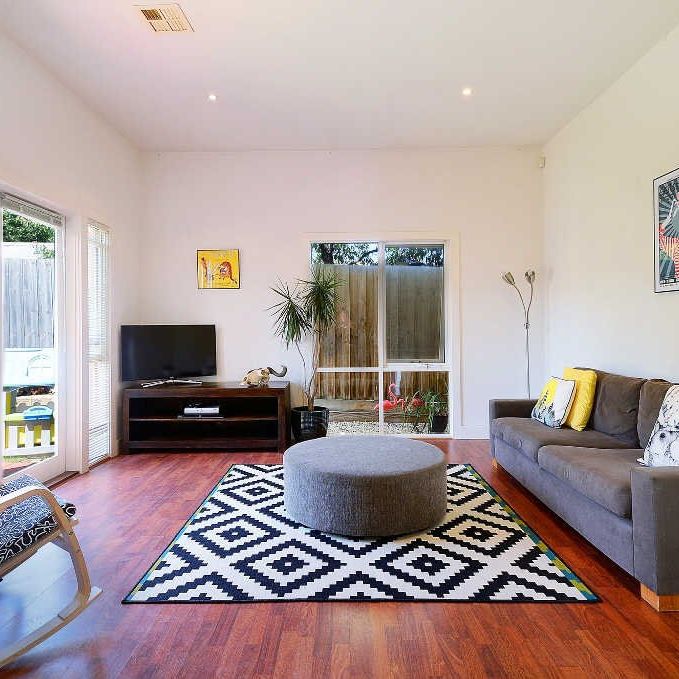 WELL PRESENTED | FRESHLY PAINTED | GREAT LOCATION - Photo 1