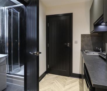 Studio to rent - Photo 2