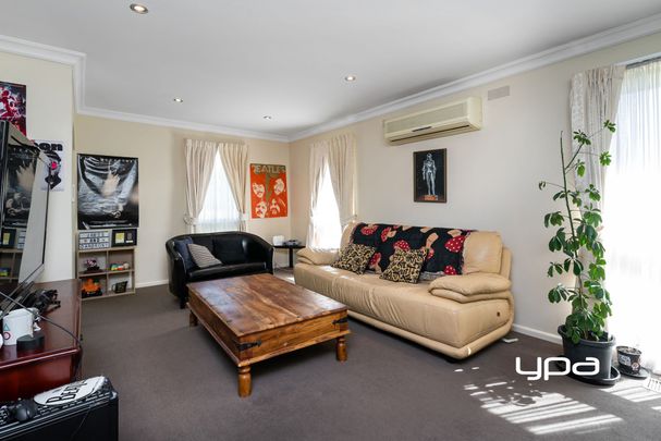 16 Batman Ave, Sunbury - Photo 1