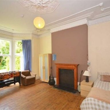 Seven Bedroom Student Property - Photo 1