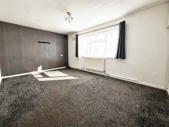 2 bedroom property to rent - Photo 1