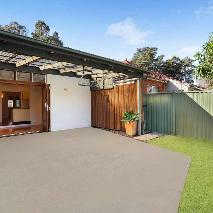 MGM MARTIN – TWO BEDROOM HOUSE - Photo 1