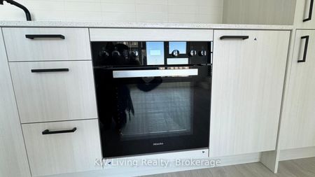 1620 1 Quarrington Lane - Photo 2