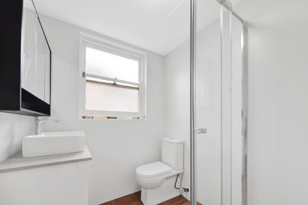 Impeccabily Renovated! - Photo 5