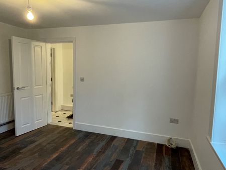 1 Bed Flat, Princes Terrace, BN2 - Photo 3