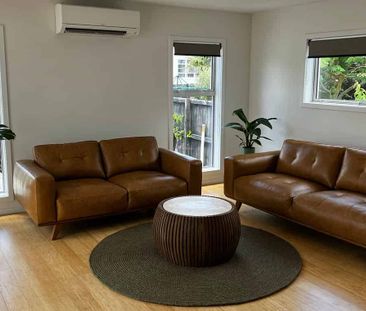 Te Ūranga: Arrive, Breathe, Explore - Photo 4