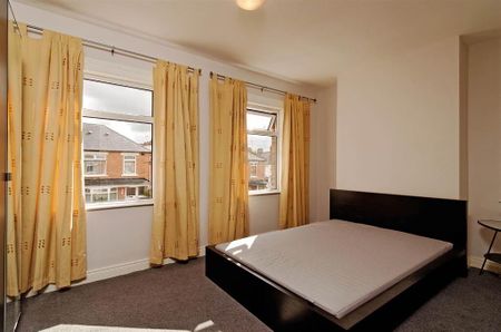 3 Ava Parade, Belfast, BT7 3BU - Photo 3