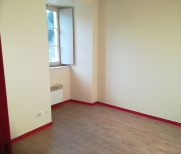 Appartement T2 dans résidence Le Prieuré à Blesle - Photo 2