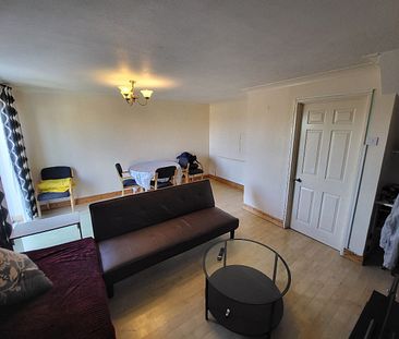 3 bedroom Terraced for rent - Photo 1