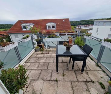 !!!Waldblick aus traumhaft schöner 3-Zimmer-Dachgeschosswohnung in ... - Photo 1