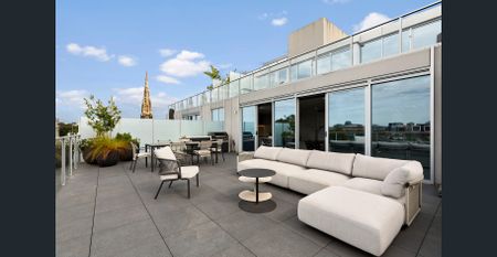 Luxury Furnished Residence with Spectacular Terrace & Park Views - Photo 4