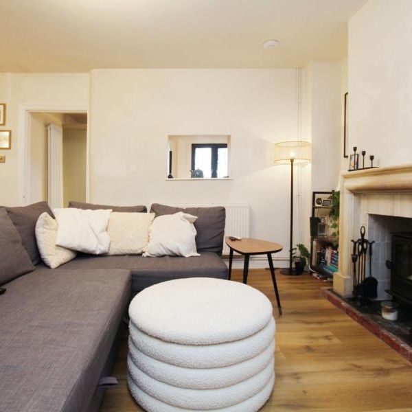 2 bedroom cottage to rent - Photo 1