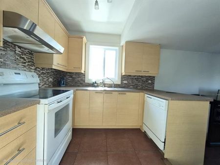648 Av. Ampère - Photo 2