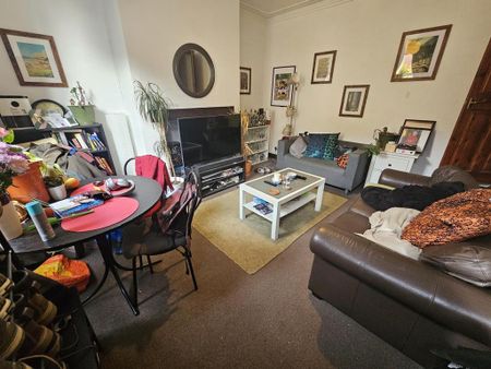 2 bedroom house to rent - Photo 2