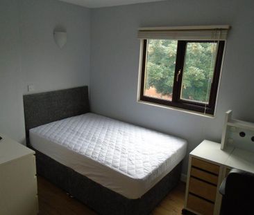 4 bedroom house to rent - Photo 2