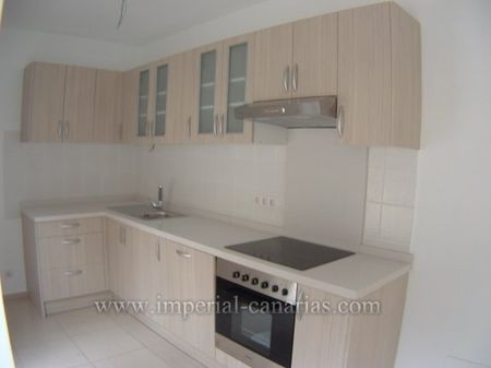 En alquiler !!! Moderno Bungalow con vistas, en zona preferida. - Photo 3