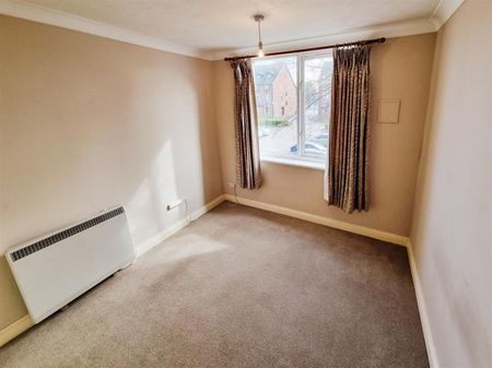 1 Bedroom Flat to Rent in Ashleigh House, Hamblin Court, Rushden, NN10 - Photo 4