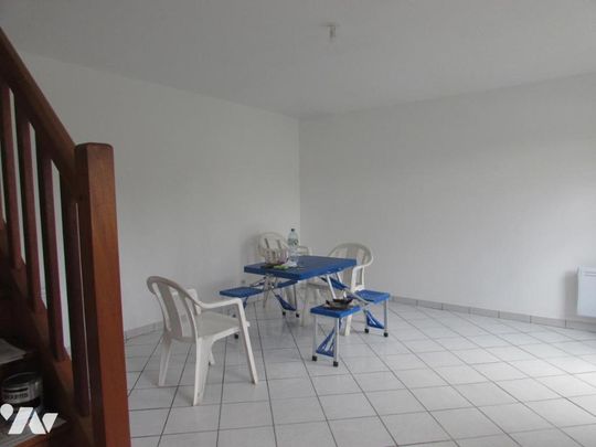 LOUE MAISON LA COLOMBE - Photo 1