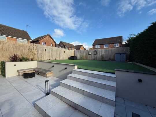 3 bedroom detached house to rent - Photo 1