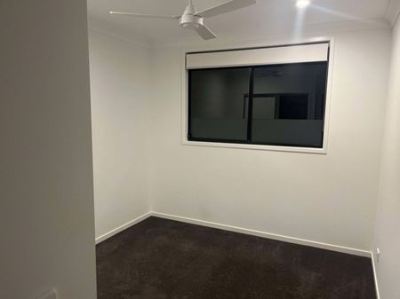 Seeking 1-2 Housemates for Our Cozy, Peaceful Home in Eight Mile Plains! - Photo 2