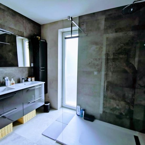 Appartement te huur - Photo 1