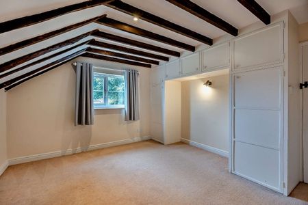 3 bedroom terraced house to rent - Photo 2