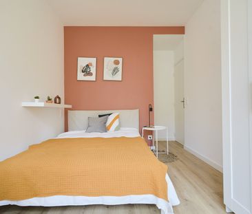 Saint Jean Roommate 3 Bedrooms at Valenciennes - Photo 1