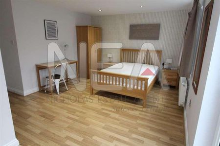 Pascal Crescent, Shinfield, Reading, RG2 - Photo 3