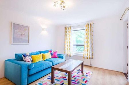 Horseshoe Close, Docklands, E14 - Photo 3