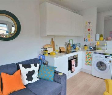 Park Mews, Wd, Bushey, WD23 - Photo 3