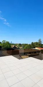 Monthly Rental! 2 Bedroom Penthouse! Skyline+Kahlenberg View! Amazing Roof Top Terrace and Garage! - Photo 1