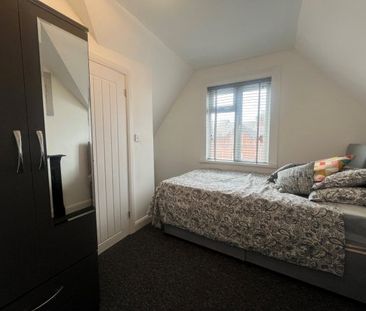 Mount Pleasant, Redditch, B97 - Photo 6