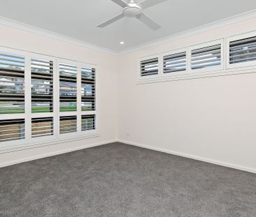 Brand New 4 Bedroom Home - Photo 3