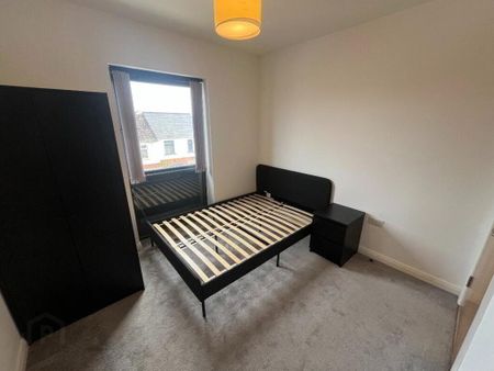 Apt 3, 94 Sunnyside Street, Belfast, BT7 3EG - Photo 2