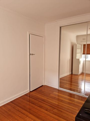 South Yarra - Photo 5