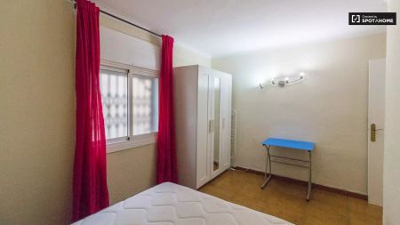2-bedroom apartment for rent in El Poblenou - Photo 2