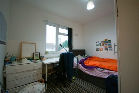 5 bedroom terraced house to rent - Photo 3