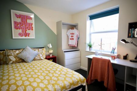 8 bedroom house to rent - Photo 3