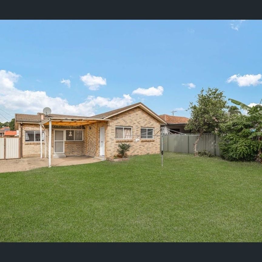 Modern Family Home! - Photo 1