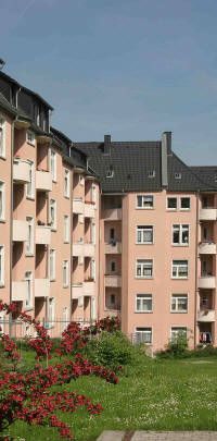 MODERNISIERTE Wohnung mit Balkon zum schönen Innenhof - Photo 1