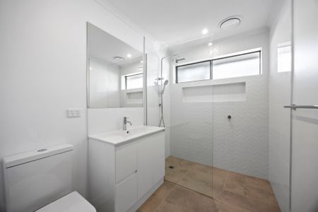 Renovated Comfort with Exceptional Alfresco Living - Photo 5